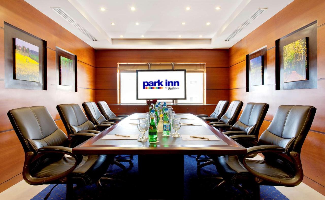 Park Inn by Radisson Khobar Bagian luar foto